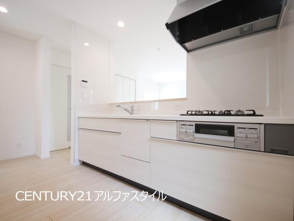 綾瀬市深谷中４丁目の新築一戸建