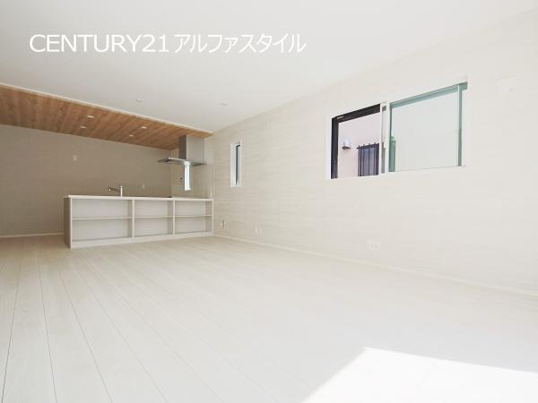 座間市入谷東３丁目の新築一戸建