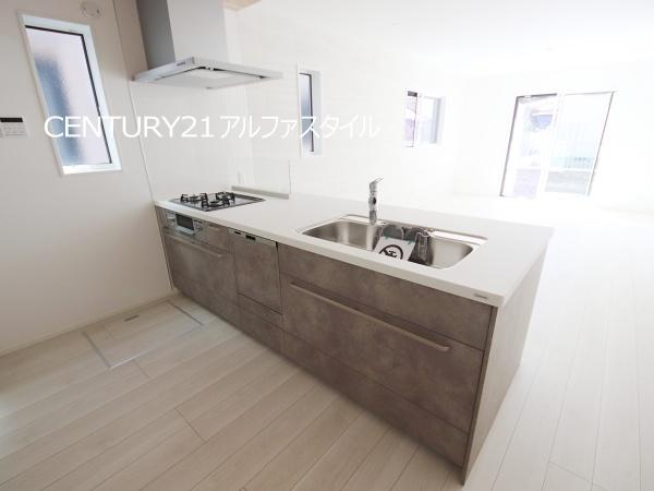 座間市入谷東３丁目の新築一戸建