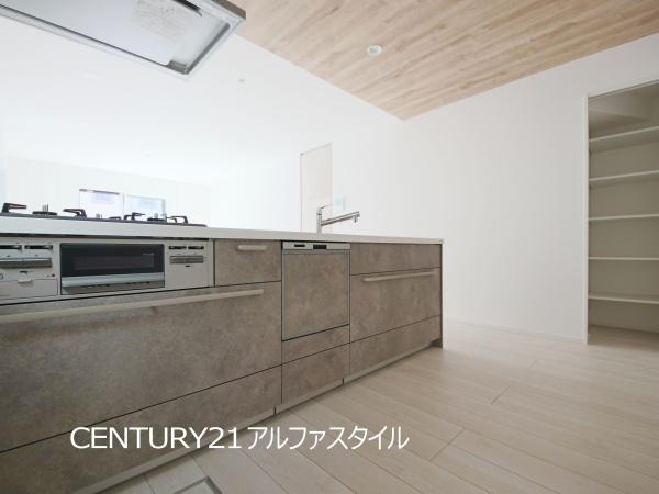 座間市入谷東３丁目の新築一戸建