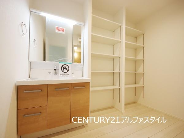 座間市入谷東３丁目の新築一戸建