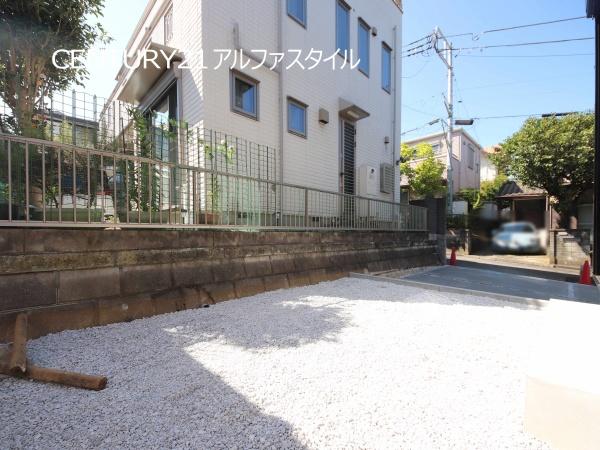座間市入谷東３丁目の新築一戸建