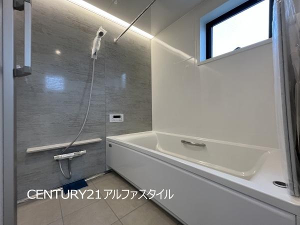 綾瀬市深谷上７丁目の新築一戸建