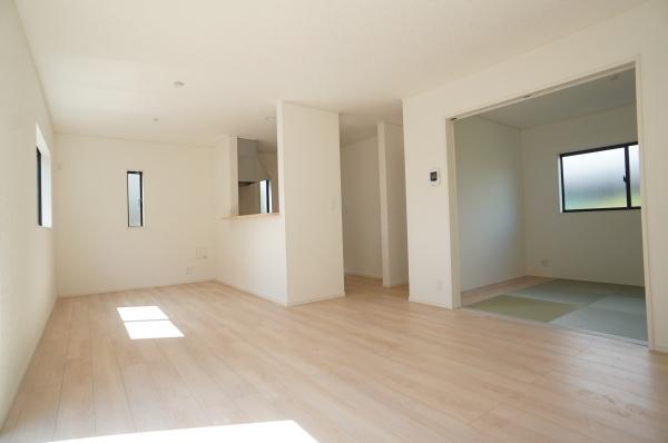 常総市新石下の新築一戸建
