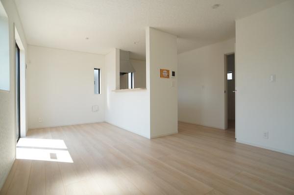 常総市豊岡町乙の新築一戸建