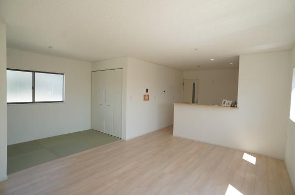 常総市豊岡町乙の新築一戸建