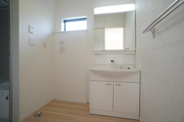 常総市新石下の新築一戸建