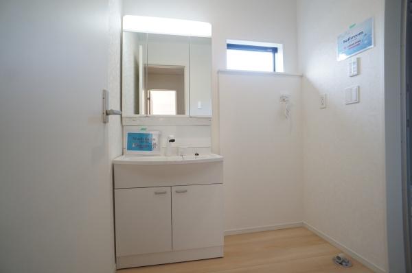 常総市豊岡町の新築一戸建