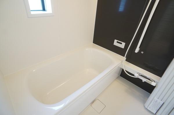 牛久市下根町の新築一戸建