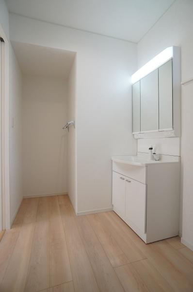 牛久市下根町の新築一戸建