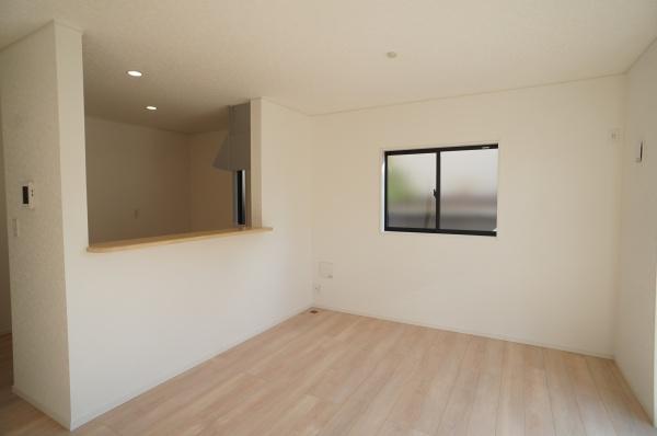 牛久市下根町の新築一戸建