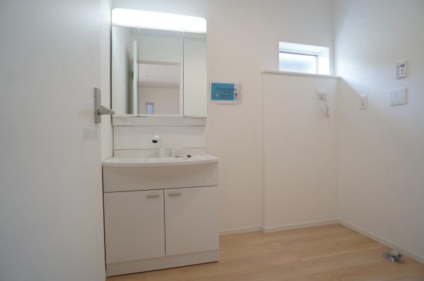 常総市新石下の新築一戸建