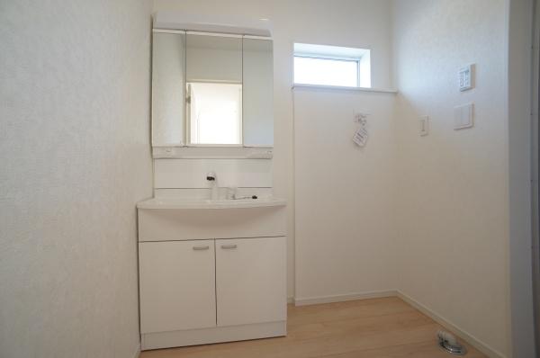 常総市新石下の新築一戸建