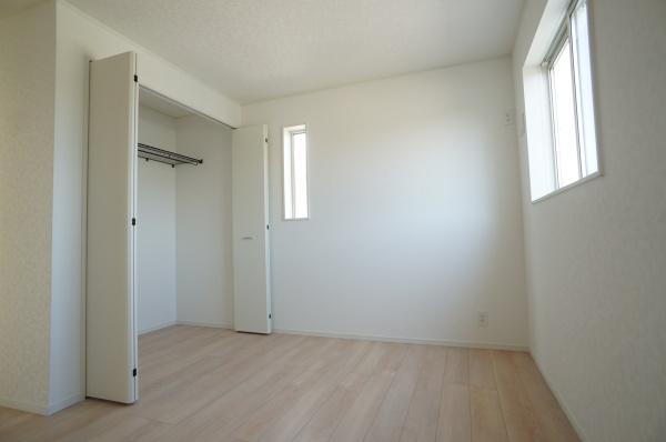 常総市新石下の新築一戸建