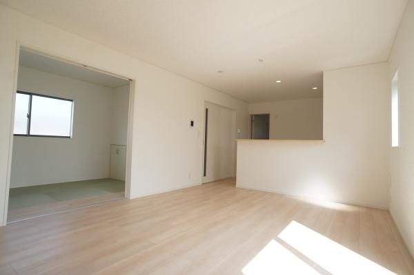 常総市新石下の新築一戸建
