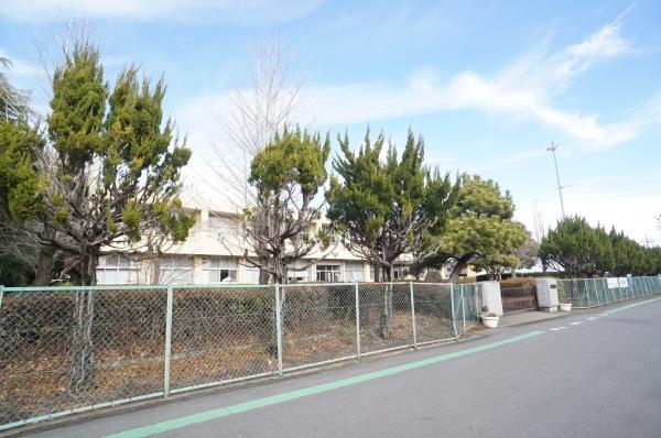 常総市中妻町の新築一戸建(常総市立鬼怒中学校)
