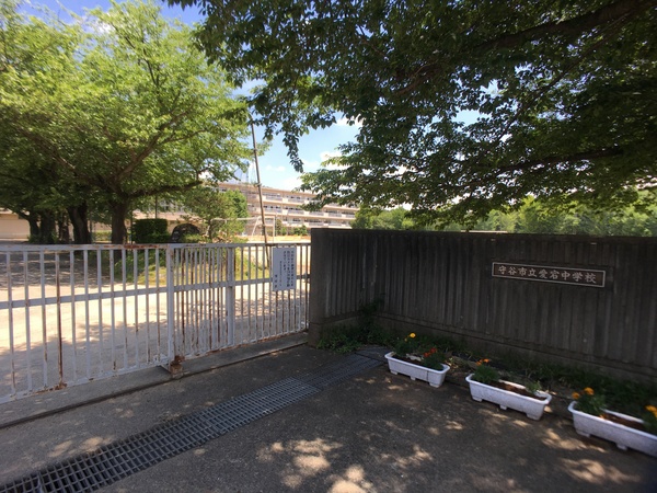 守谷市本町の新築一戸建(守谷市立愛宕中学校)