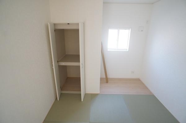 土浦市小松１丁目の新築一戸建