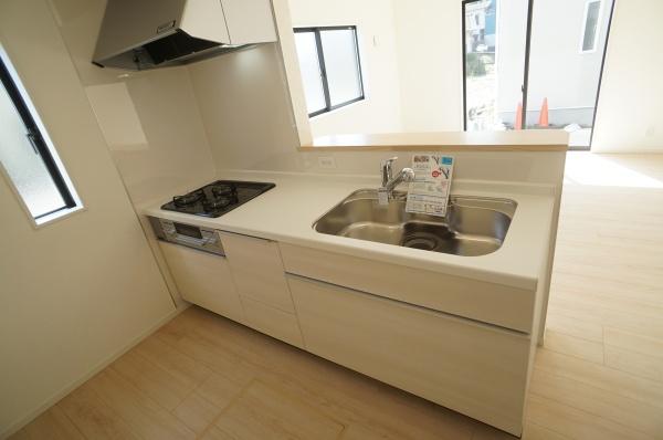 土浦市小松１丁目の新築一戸建