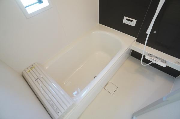 土浦市小松１丁目の新築一戸建