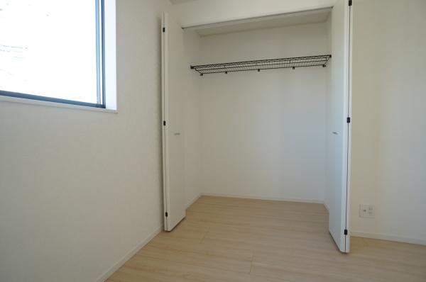 土浦市小松１丁目の新築一戸建