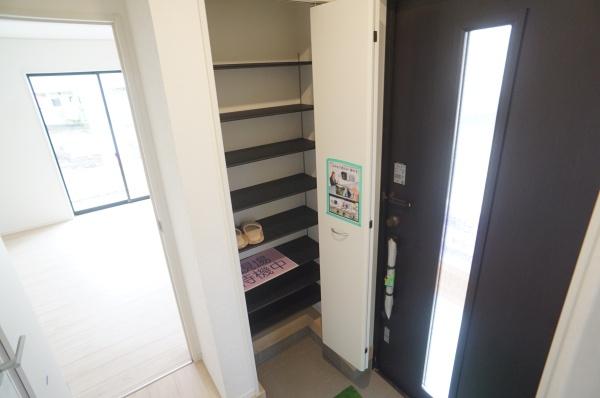 土浦市中村南２丁目の新築一戸建