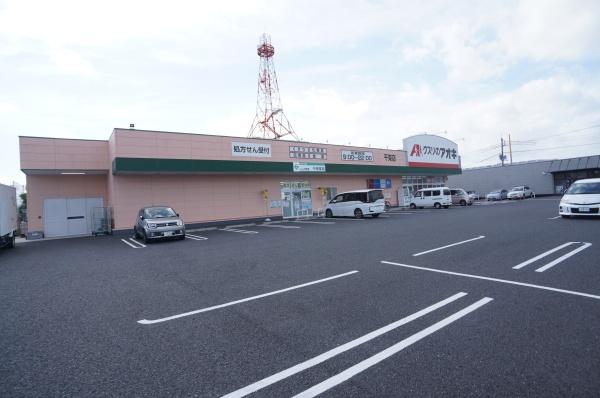 土浦市文京町の新築一戸建(クスリのアオキ千束店)