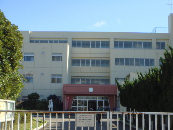 取手市青柳の土地(取手市立取手東小学校)