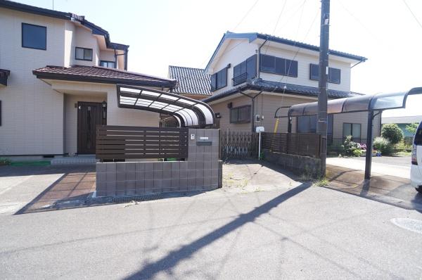 稲敷郡阿見町岡崎３丁目の中古一戸建