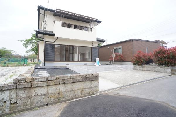 牛久市小坂町の中古一戸建