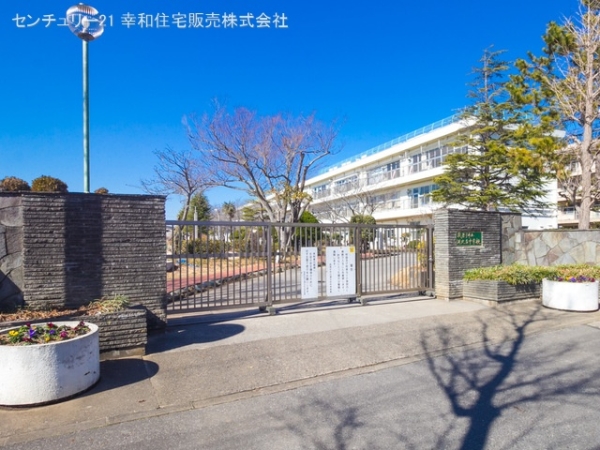 我孫子市湖北台9丁目の新築一戸建(我孫子市立湖北台中学校)