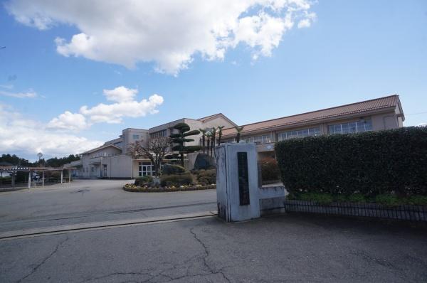 かすみがうら市宍倉の中古一戸建て(かすみがうら市立霞ヶ浦中学校)