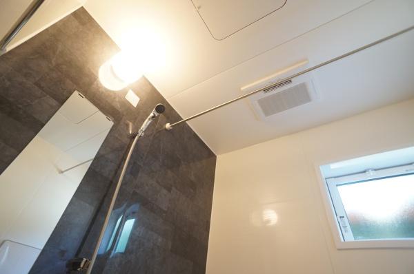 土浦市桜ケ丘町の新築一戸建(バス)