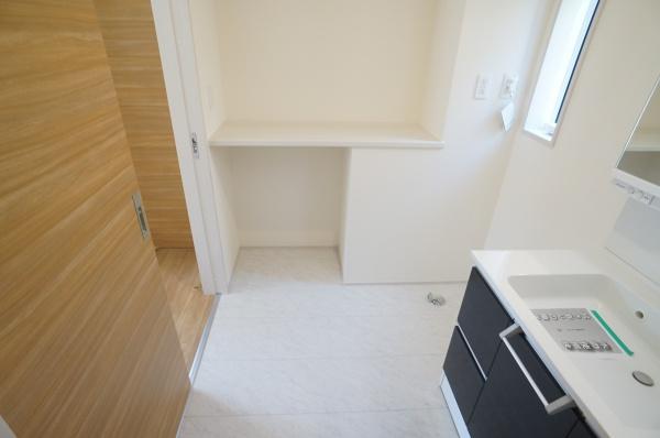 土浦市桜ケ丘町の新築一戸建(洗面台・洗面所)