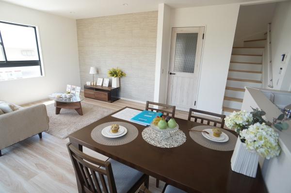 取手市ゆめみ野3丁目の新築一戸建(リビング)