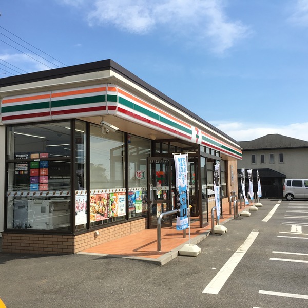 我孫子市中里の新築一戸建(セブンイレブン我孫子南新木店)