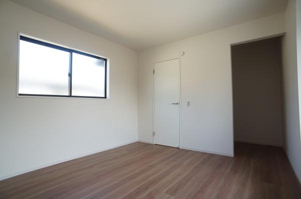 牛久市田宮町の新築一戸建(洋室)