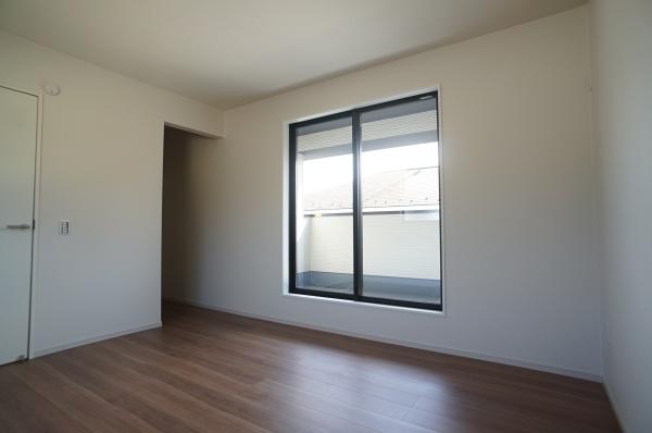 牛久市田宮町の新築一戸建(洋室)