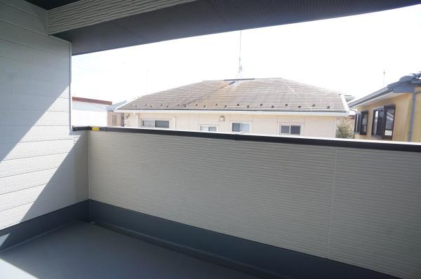 牛久市田宮町の新築一戸建(バルコニー)