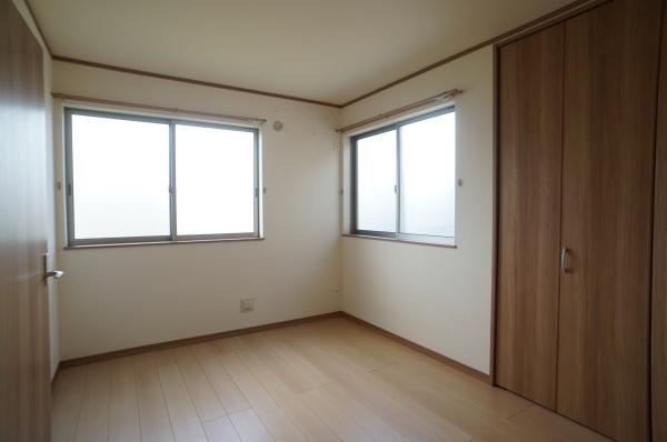 龍ケ崎市川原代町の中古一戸建て