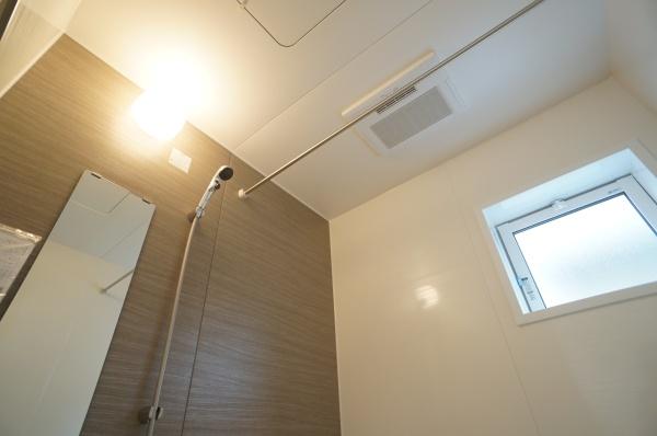 土浦市天川1丁目の新築一戸建(バス)