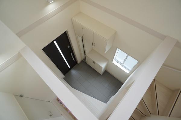 土浦市天川1丁目の新築一戸建(玄関)