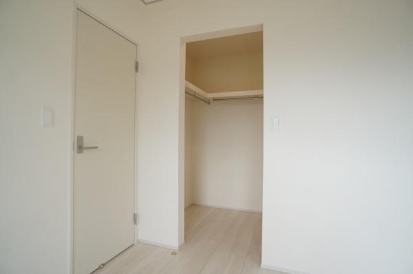 土浦市天川1丁目の新築一戸建(収納)