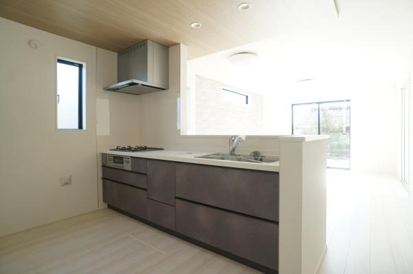 取手市中原町の新築一戸建