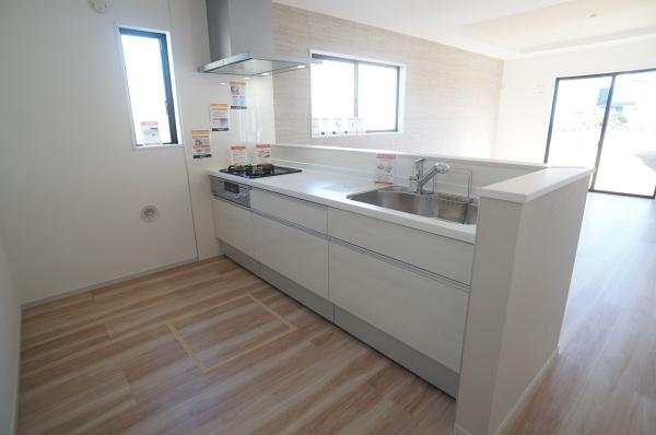 土浦市真鍋３丁目の新築一戸建