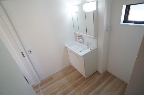 土浦市真鍋３丁目の新築一戸建