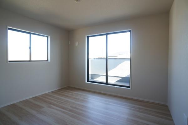 土浦市真鍋３丁目の新築一戸建