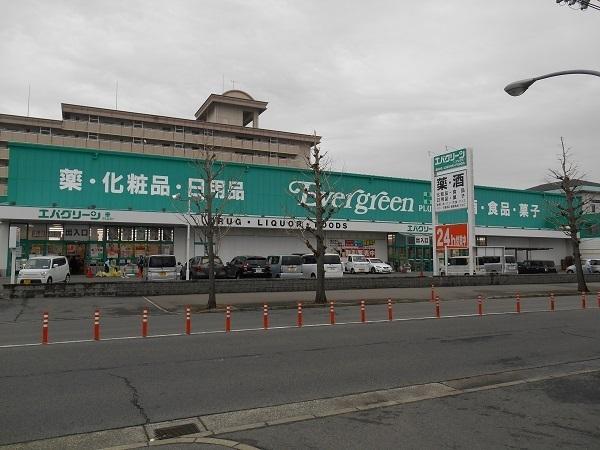 汐見町倉庫付き住宅(エバグリーンプラス広瀬店)