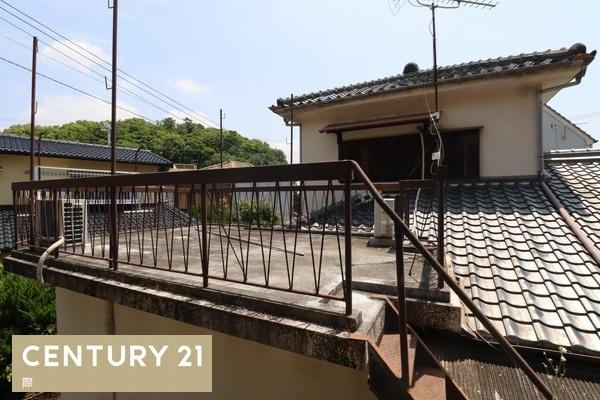 和歌山市新和歌浦の中古一戸建て