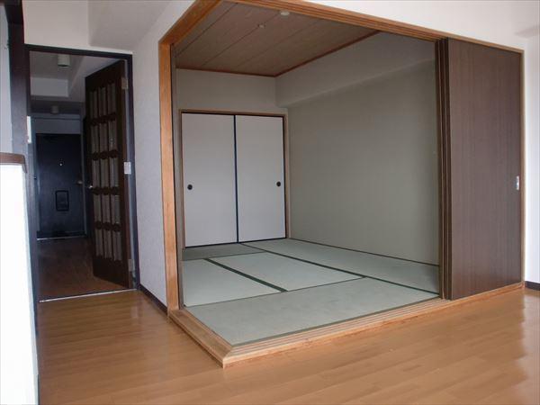 シャルマンフジ岩出参番館　オーナーチェンジ物件